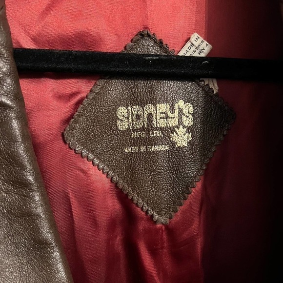 Vintage SYDNEYS Brown Leather Button Jacket Retro Classic Mid Length Canada XL L - Picture 2 of 4